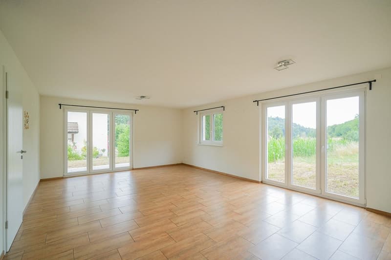 Spacious 7.5 room single-family house on the edge of the building zone (5)