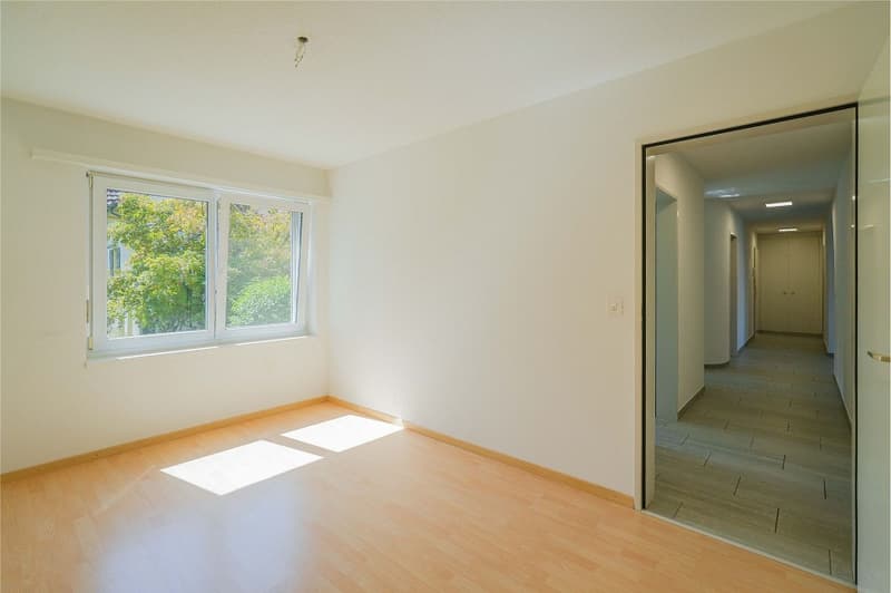 Gepflegte 4.5 Zimmer-Gartenwohnung nahe Dorfzentrum (5)