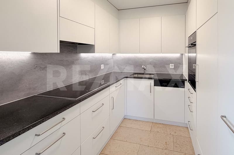Top zentrale Lage: 3.5 Zimmer-Wohnung im 2. OG (8)