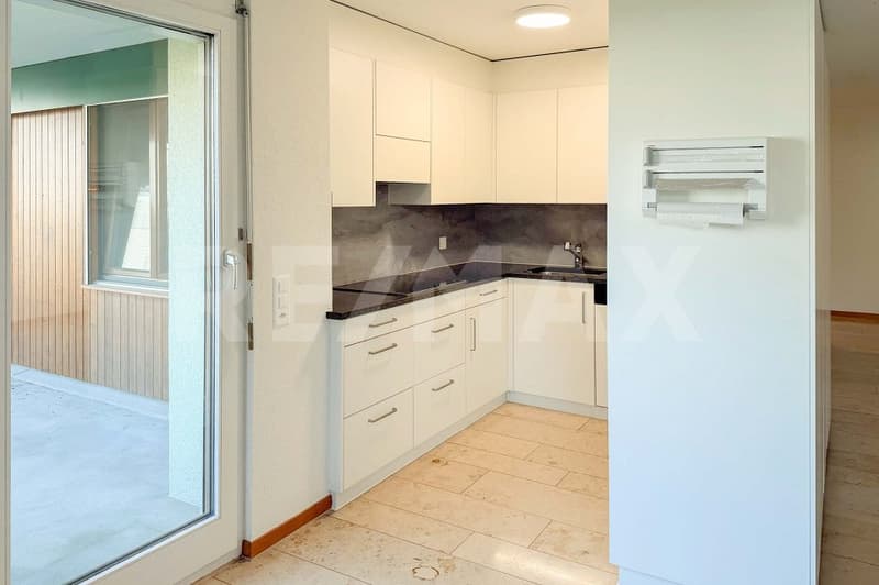Top zentrale Lage: 3.5 Zimmer-Wohnung im 2. OG (9)