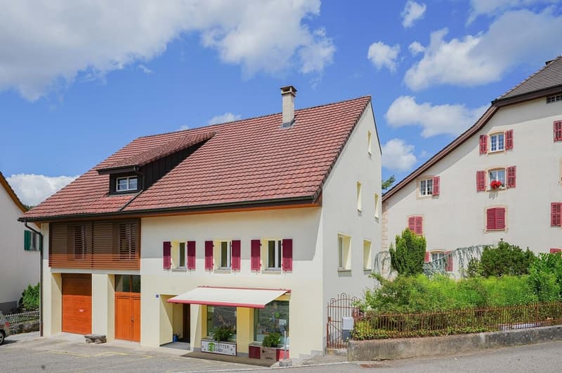 Unglaublich viel Platz! Wohn- und Gewerbeimmobilie im Dorfkern (1)