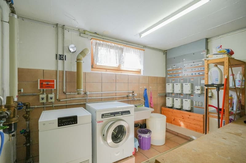 Mehrfamilienhaus mit 5 Wohnungen (9)