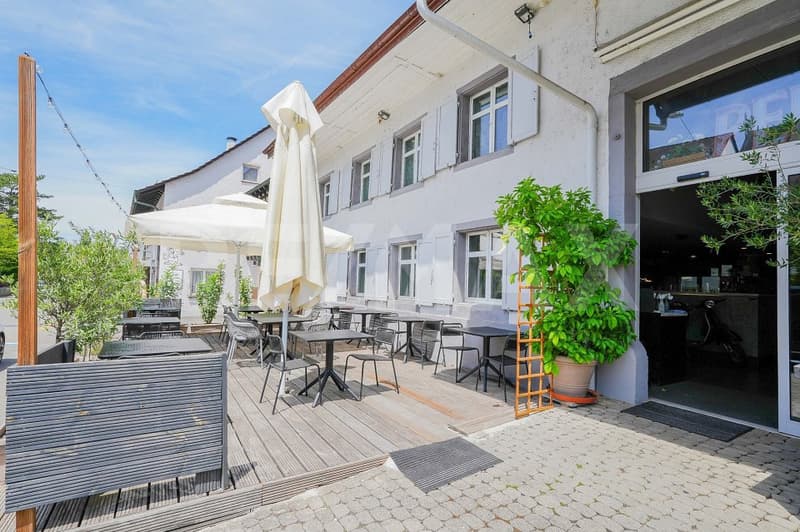 Ideal zentral: Vermietetes Wohn- und Geschäftshaus mit Potential und Nutzungsreserve (1)