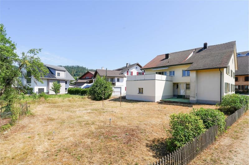 In Rheinnähe steuergünstig wohnen: Zweifamilienhaus mit Ausbaupotential (8)
