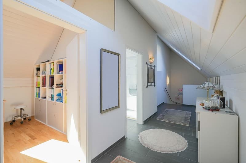 Grosszügig wohnen auf zwei Etagen - 5.5 Zimmer-Maisonettewohnung (8)