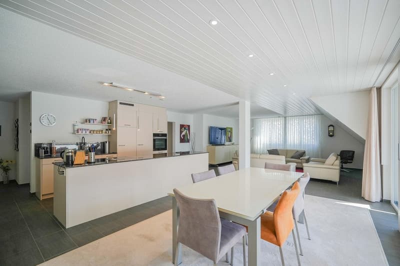 Grosszügig wohnen auf zwei Etagen - 5.5 Zimmer-Maisonettewohnung (1)