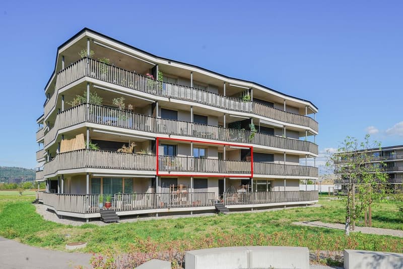Zeitgemässer Wohngenuss - tolle Lage: 2.5 Zimmer-MINERGIE-Wohnung, 1. OG mit Lift (1)
