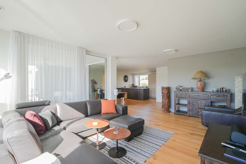 Schöner Wohnen! Klimatisierte 5.5 Zimmer-Terrassenwohnung (12)