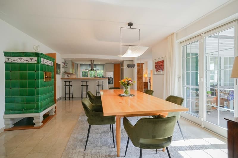 Repräsentative 7.5 Zimmer-Landhaus-Villa an bester Lage (3)