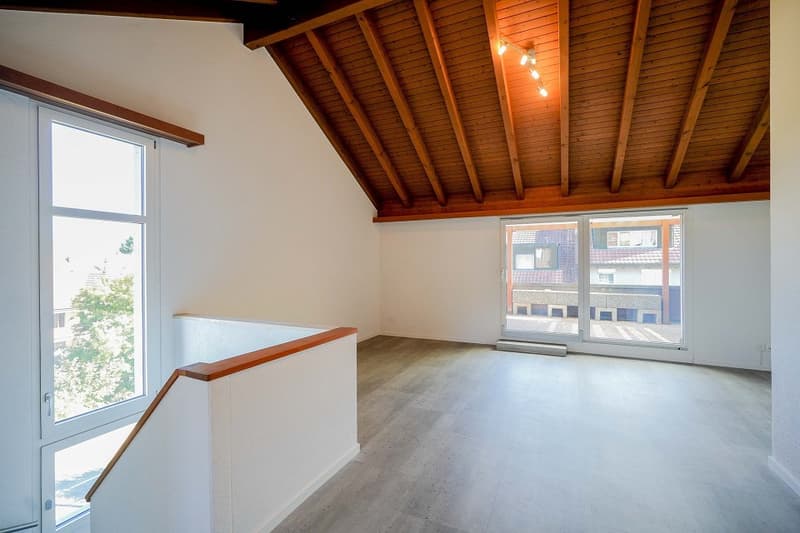 Fast wie im Einfamilienhaus: Gut unterhaltene 5.5-Zimmer-Maisonettewohnung (7)