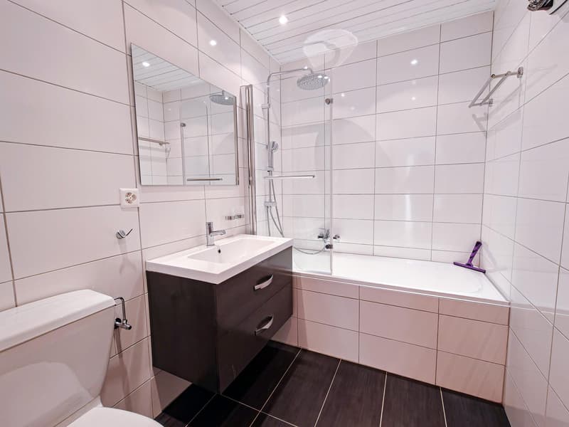 Large 3.5-Room Apartment of 100 m² with Garden ? Close to Crans-Montana (11)