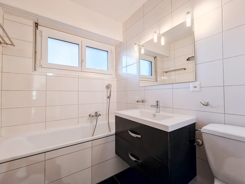 Large 3.5-Room Apartment of 100 m² with Garden ? Close to Crans-Montana (10)
