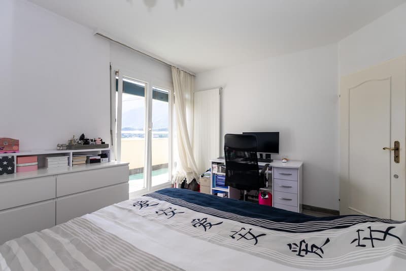 Attic apartment with 4.5 rooms in Sierre city (6)