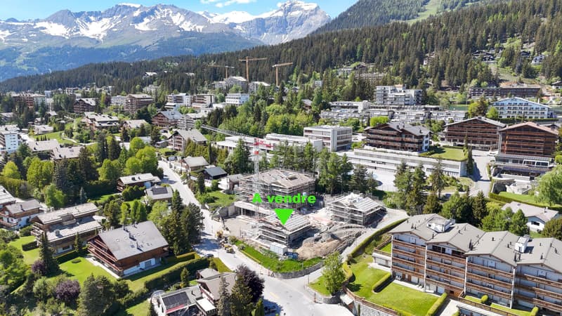 In the Center of Crans-Montana, 6.5-Room Chalet of High Standing (1)