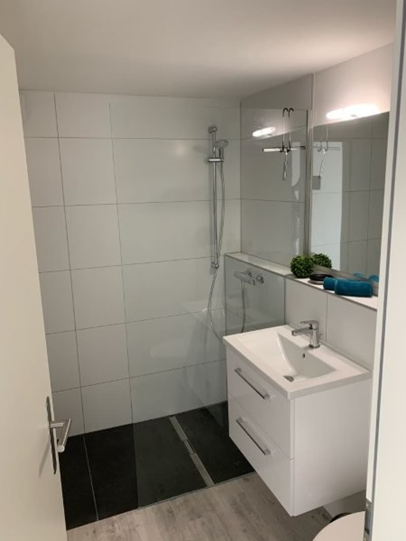 Charming 4.5-room single-family house in a quiet location in Zuzgen (12)