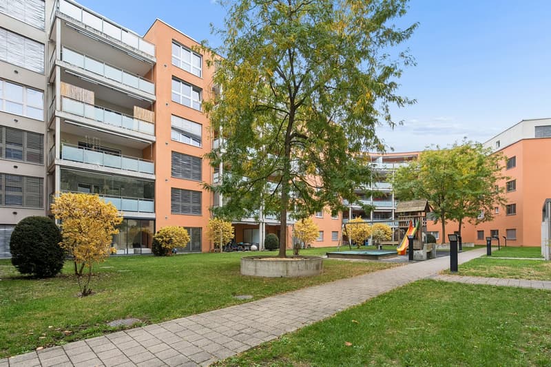 MODERNE 3,5-ZIMMER-WOHNUNG IN BÜLACH- KOMFORTABEL UND STILVOLL WOHNEN (10)