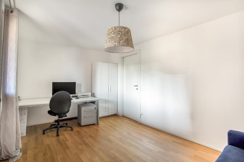 Großes 3.5-Zimmer-Wohnung im Zentrum von Stabio (10)