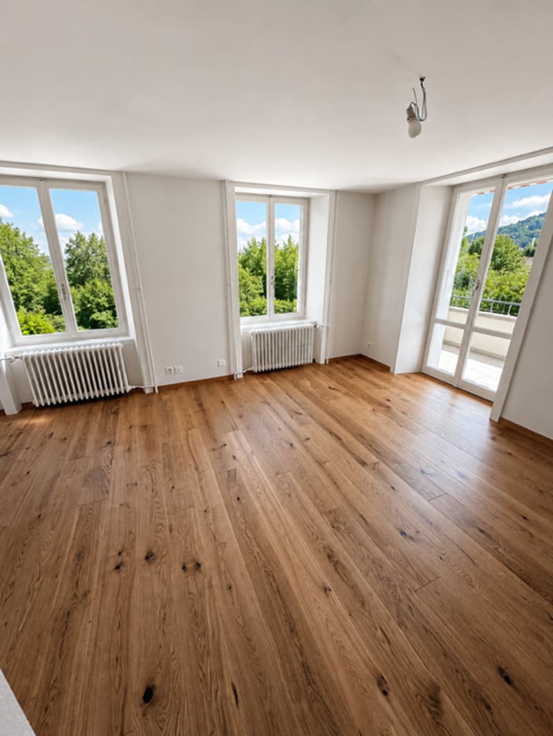 Appartement lumineux de 3 pièces avec balcon à Môtiers / Val-de-Travers (4)