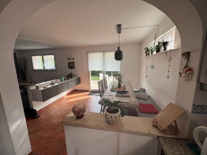 Quiet and well-located single-family house (4)