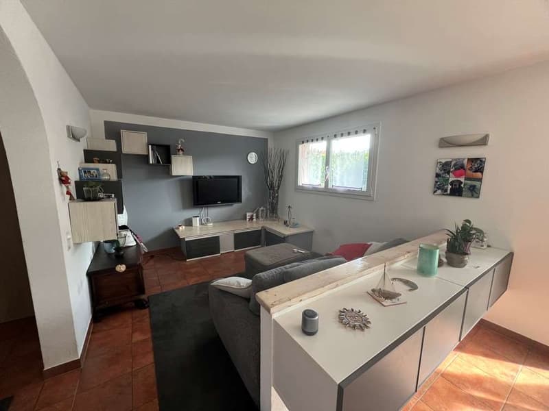 Quiet and well-located single-family house (5)