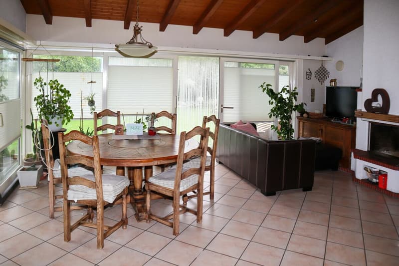 Vaste maison de famille 6 1/2 pièces avec petite annexe (15)