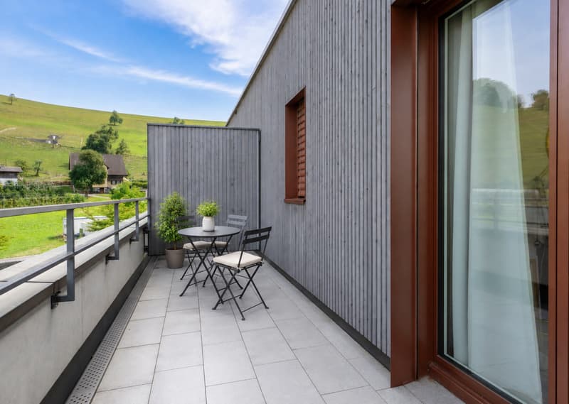 Modern Corner Semi-Detached House with Endless Views (9)