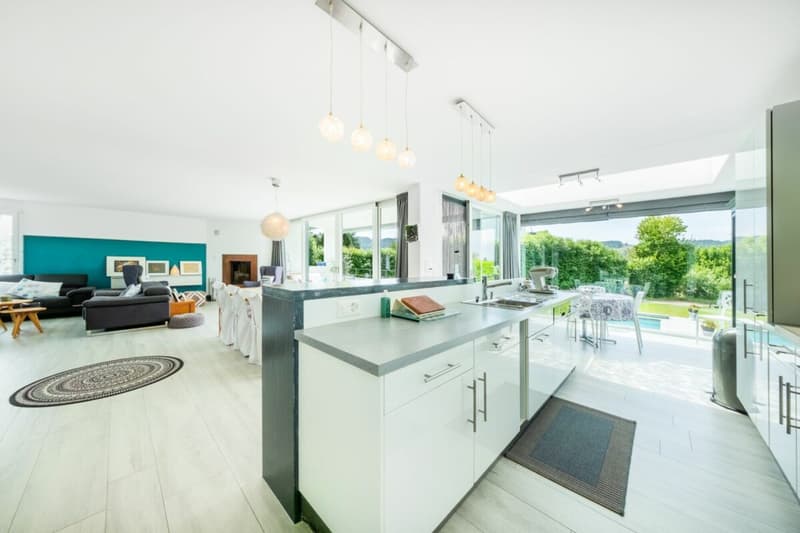 Bellissima villa individuale con 6,5 locali e piscina (4)