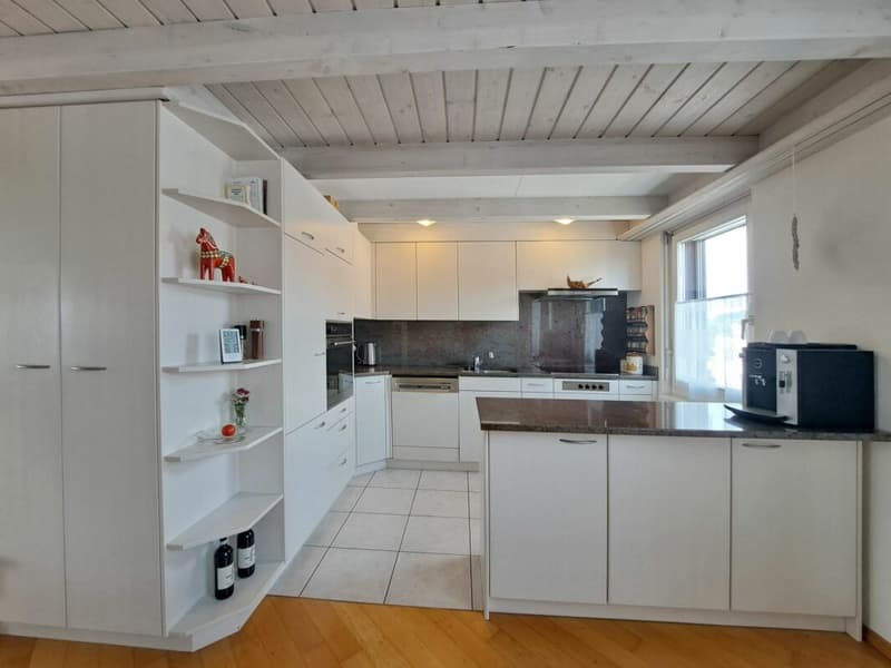 Vivere con una vista panoramica: appartamento mansardato di 5,5 locali a Weinfelden (7)