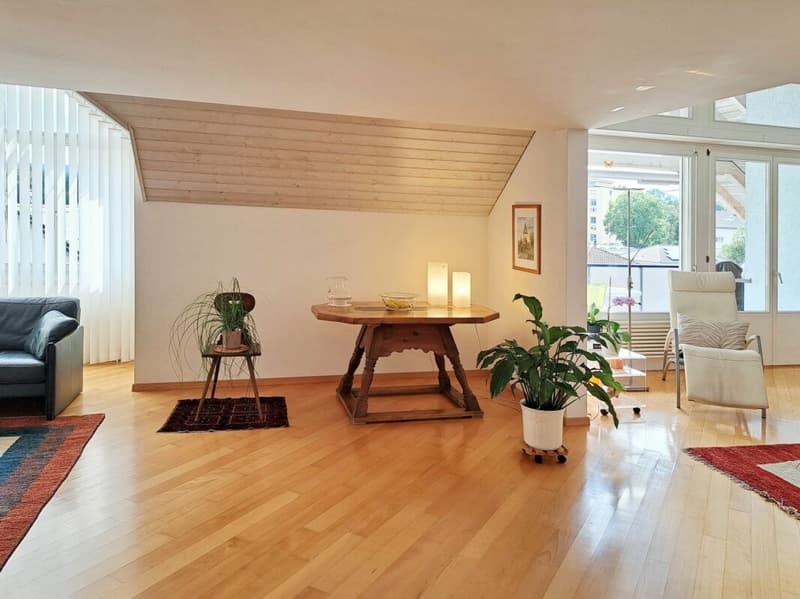 Vivere con una vista panoramica: appartamento mansardato di 5,5 locali a Weinfelden (6)