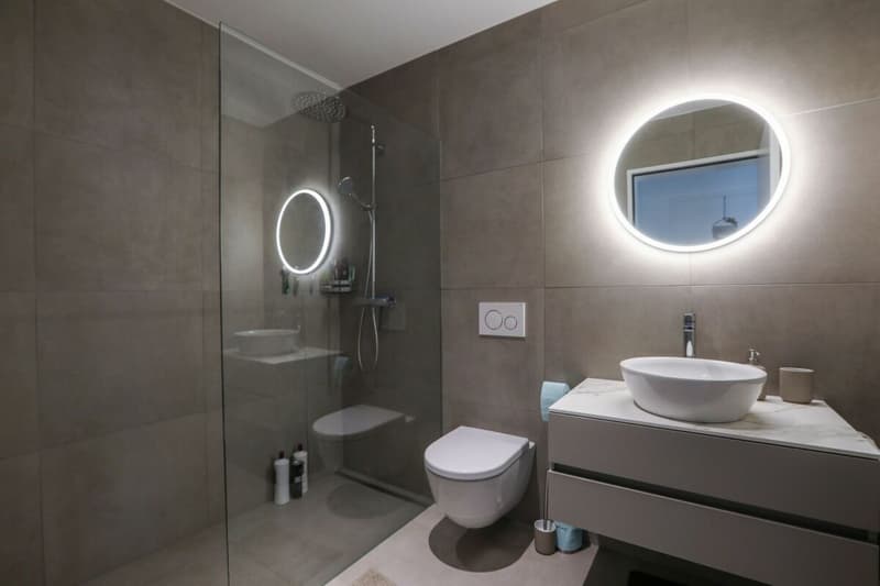 Ground floor apartment with seating area and immediate proximity to the lake (11)