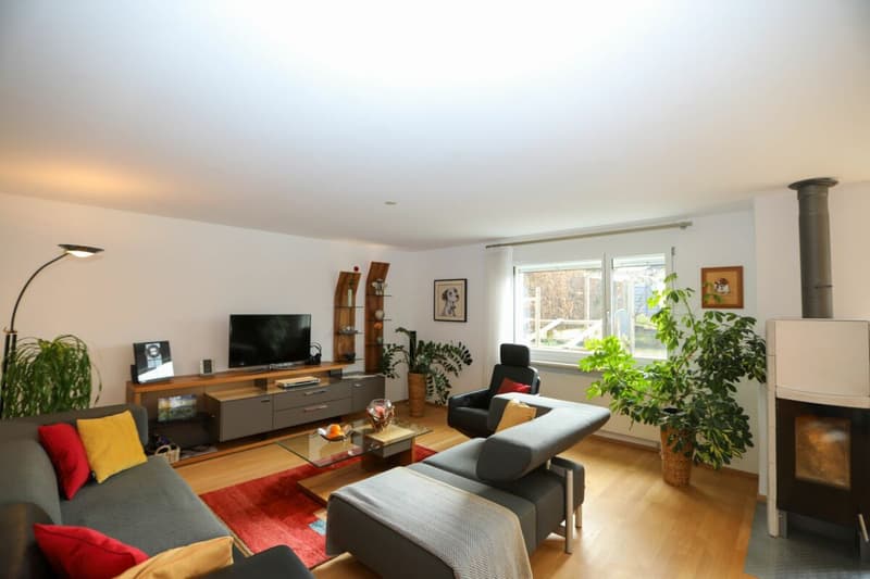 Family-friendly semi-detached house with idyllic garden (5)