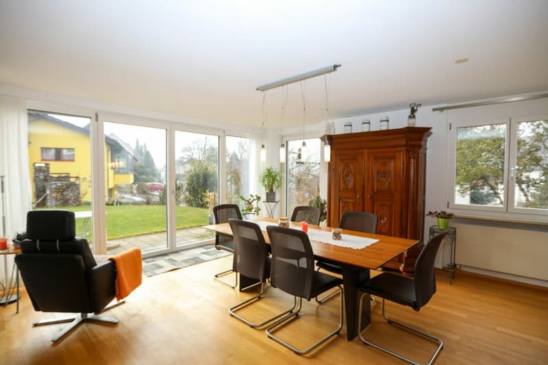 Family-friendly semi-detached house with idyllic garden (4)