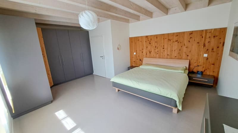Wohnen im Grünen - hochwertiger 4.5-Zimmer Hausteil mit idyllischem Garten (3)