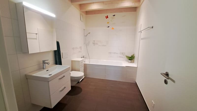 Wohnen im Grünen - hochwertiger 4.5-Zimmer Hausteil mit idyllischem Garten (5)