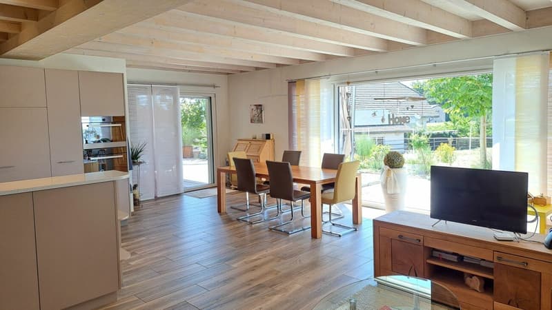 Wohnen im Grünen - hochwertiger 4.5-Zimmer Hausteil mit idyllischem Garten (1)