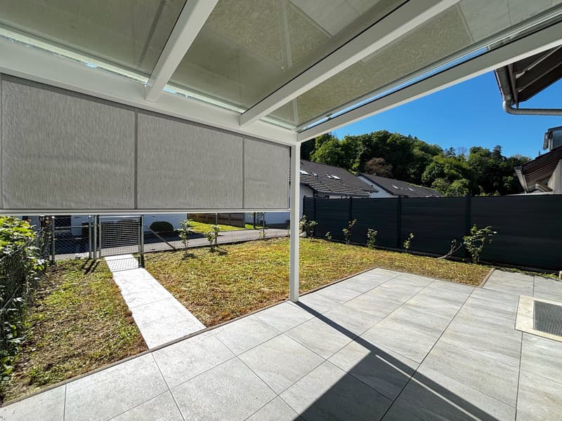 Modern 5.5-room semi-detached house with garden and plenty of light in Neuenhof (6)