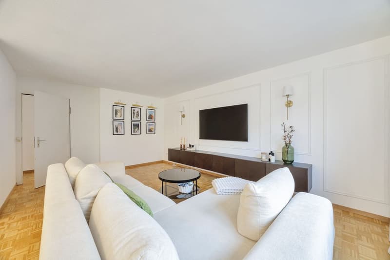 Cozy 4.5-room apartment for sale in Schübelbach (1)