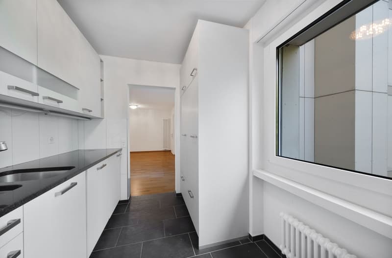 Geräumige 5.5-Zimmer-Wohnung in Familienfreundlicher Lage (3)