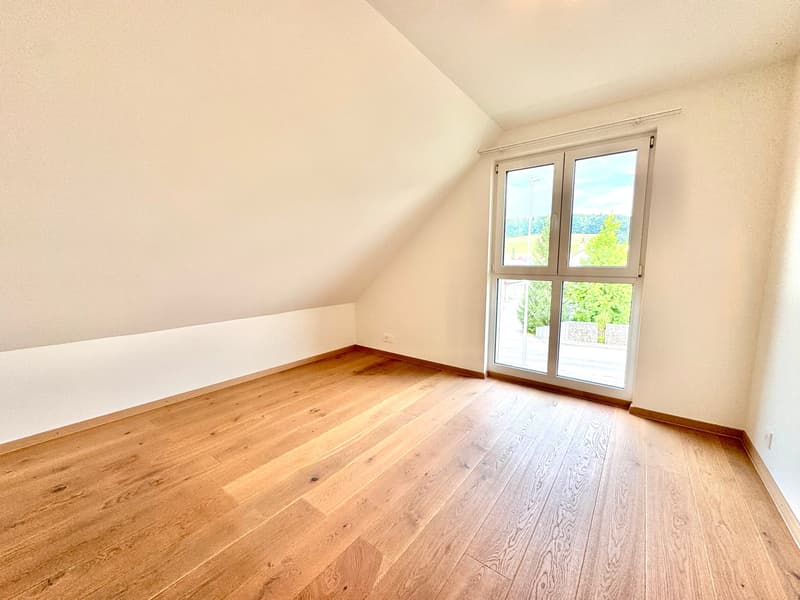Charmant appartement de 3,5 pièces en mansarde à Bösserach (6)