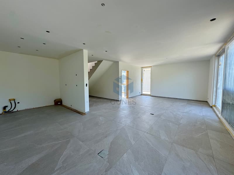 Stilvolle 5.5-Zimmer-Maisonette in Windisch (2)