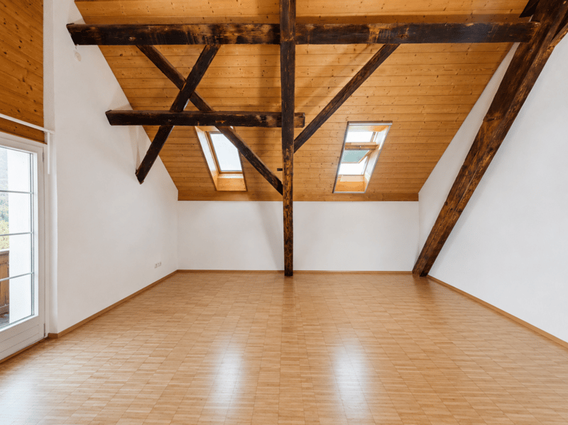 Einzigartiges Bauernhaus-Ensemble an idyllischer Lage mit viel Platz für Ihre Visionen (3)