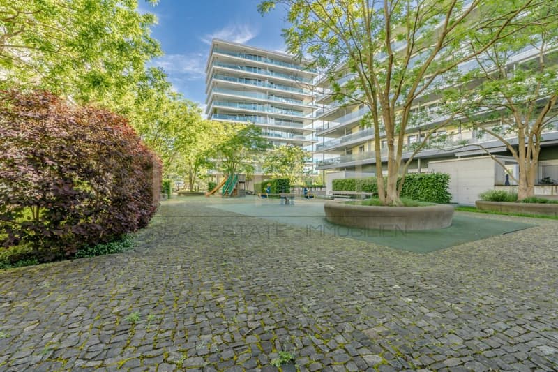 Spacious 5.5-room apartment with large balcony in Feldpark Zug (29)