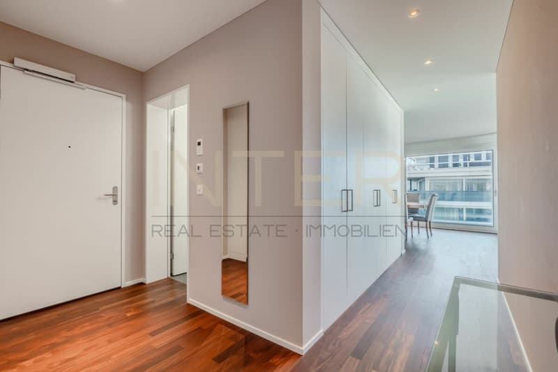 Spacious 5.5-room apartment with large balcony in Feldpark Zug (9)