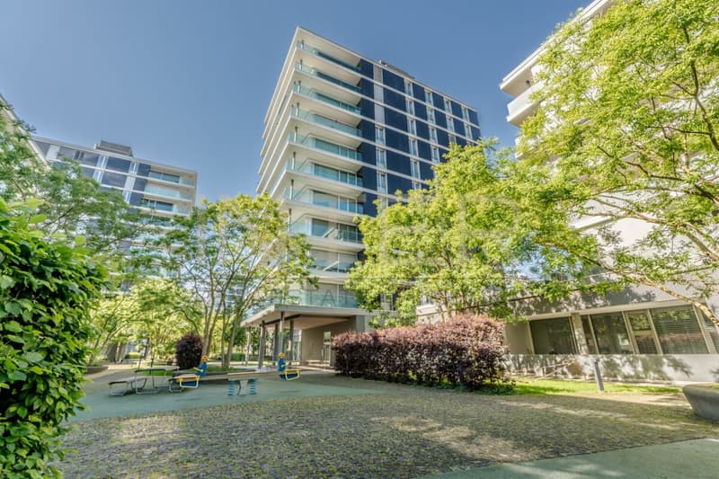 Spacious 5.5-room apartment with large balcony in Feldpark Zug (26)