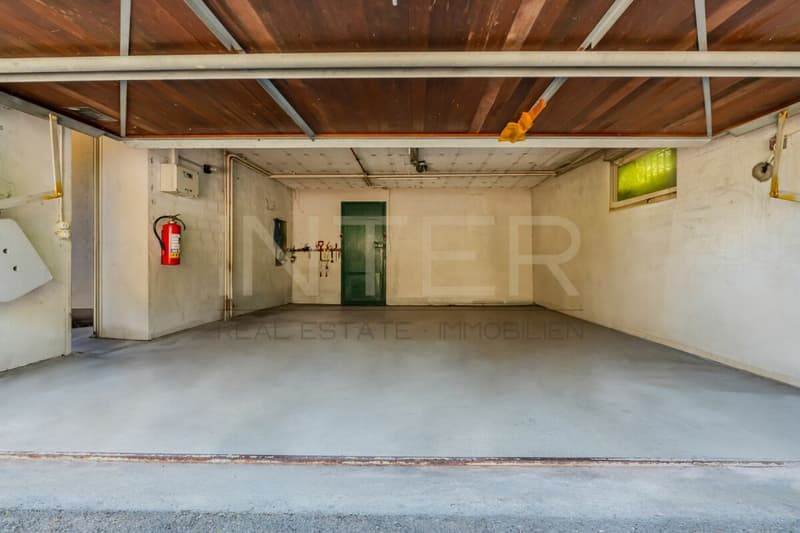 Casa unifamiliare di 6,5 locali con giardino di 981 m², vista lago e potenziale di sviluppo a Oberrieden (26)