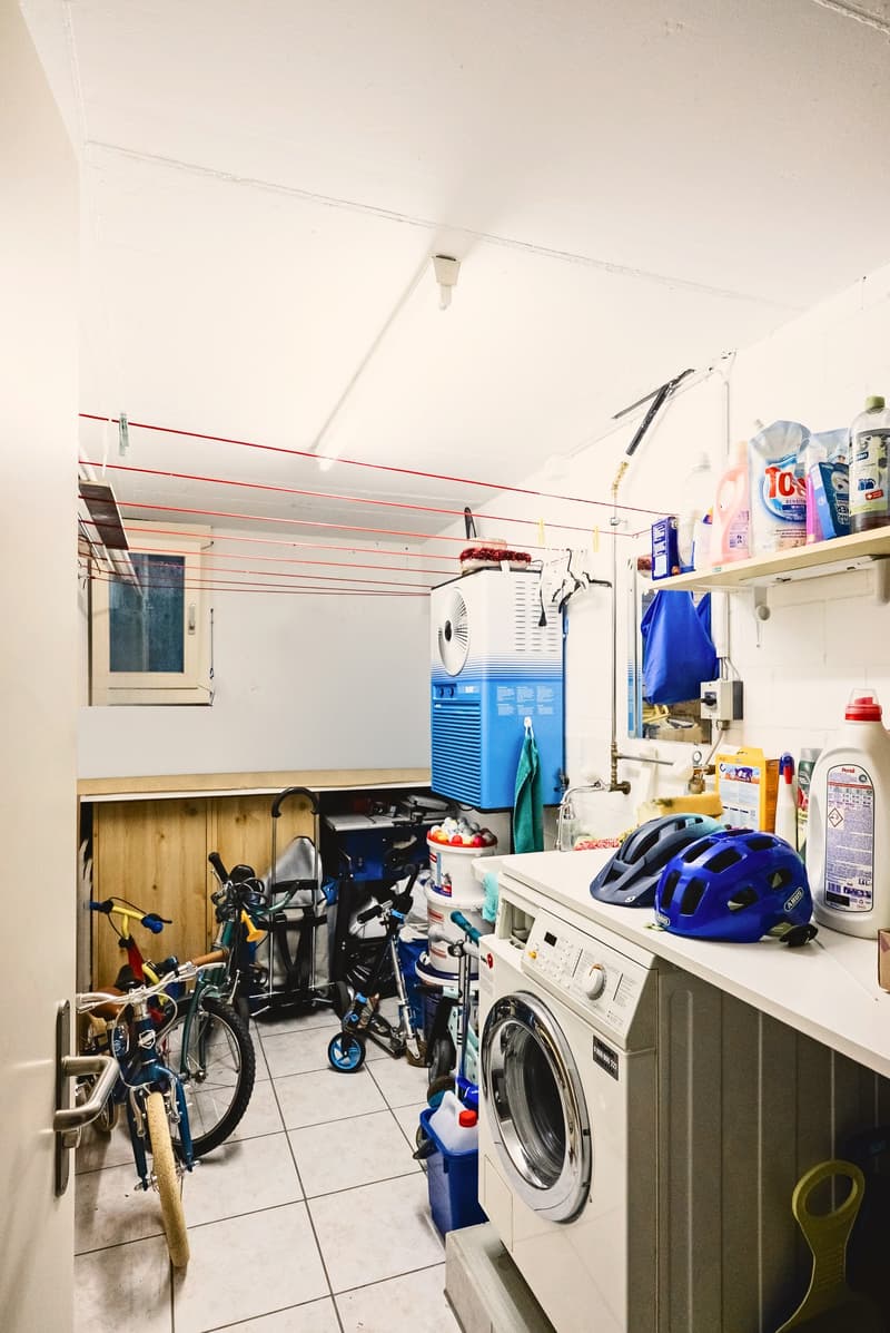 Zwei Wohnungen in einer: 7 Zimmer, Sauna und zwei Balkone gegen Süden (30)