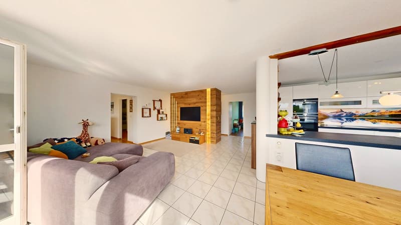 Zwei Wohnungen in einer: 7 Zimmer, Sauna und zwei Balkone gegen Süden (14)
