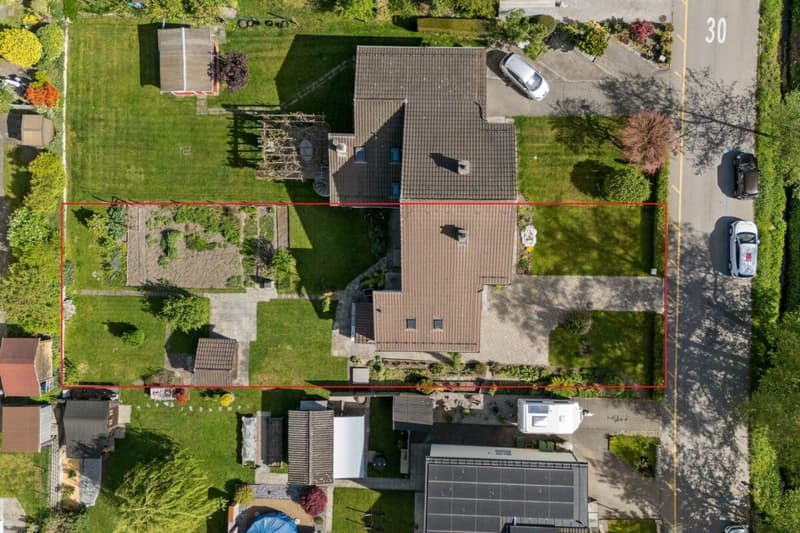 Family-friendly 4 ½-room semi-detached house with a cozy garden in a quiet residential area! (1)