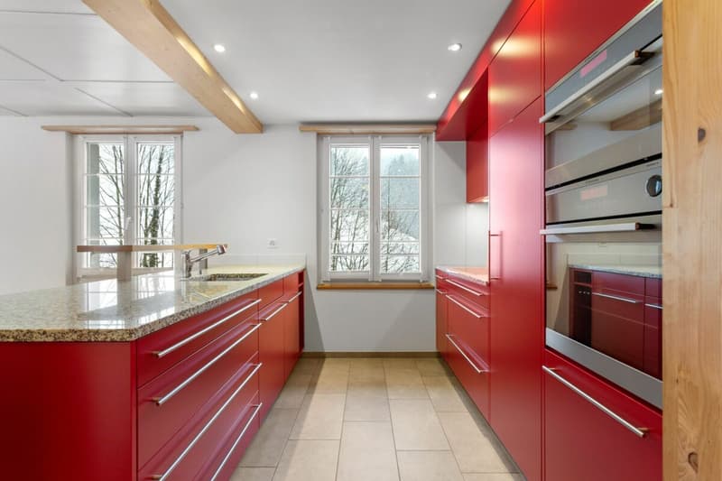Casa a schiera, completamente ristrutturata, affittata, con proprietà boschiva! (6)