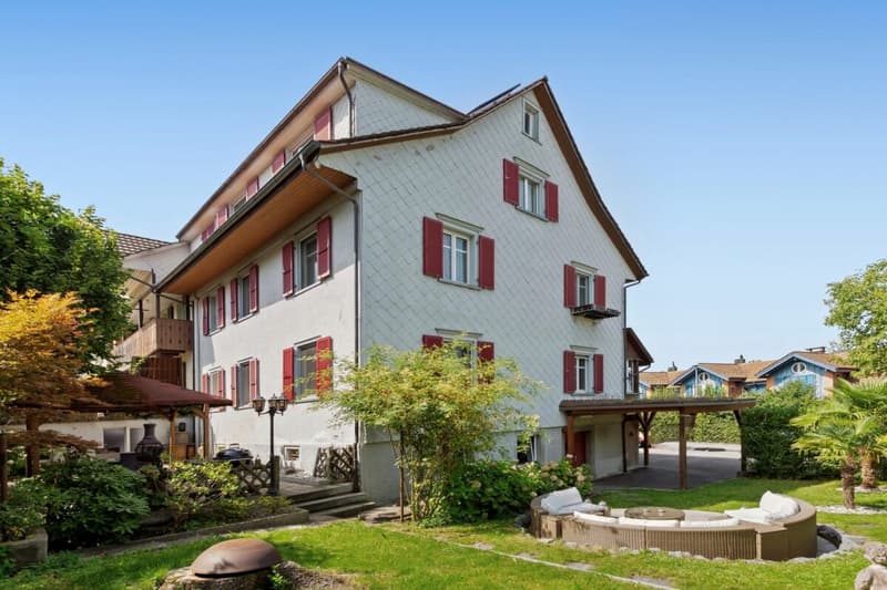 Two-family house, renovated in 2020, with idyllic garden - near village center and school in the historic town of Elgg ZH. (2)